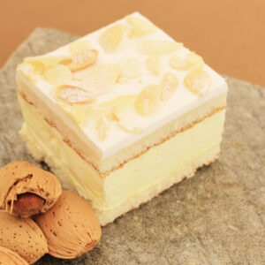 Almond cream Plancha